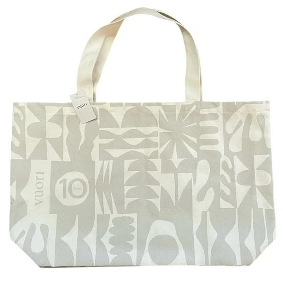 VUORI NWT Cream Tote Bag. Limited Edition “Celebrating a Decade”. - Picture 10 of 10